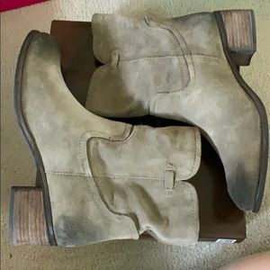 Like new Taupe cow suede grey boots